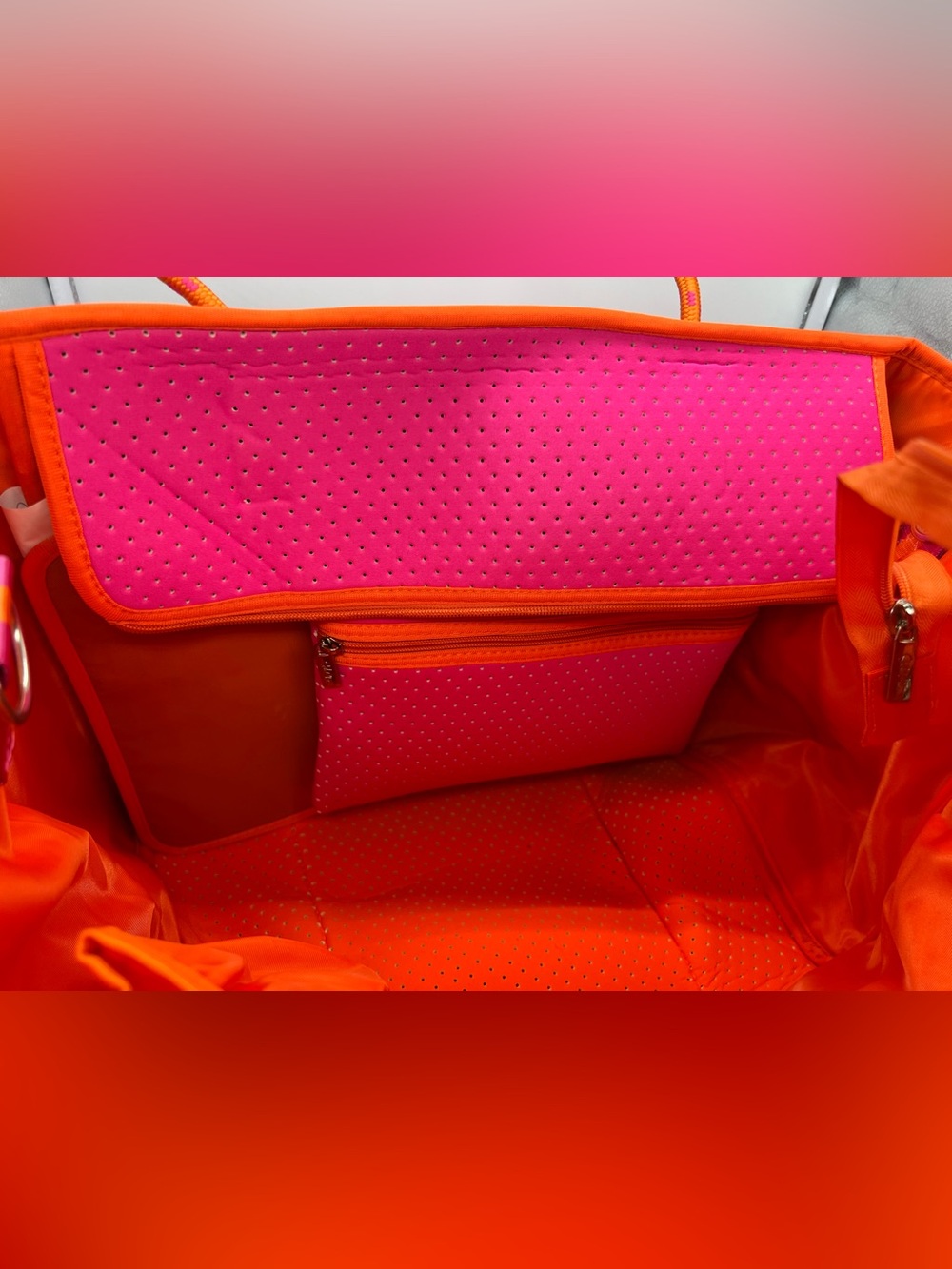 NWT BAG & BOUGIE x SABICHIC Pink Orange Perforated Neoprene Washable Tote Bag - Picture 9 of 12